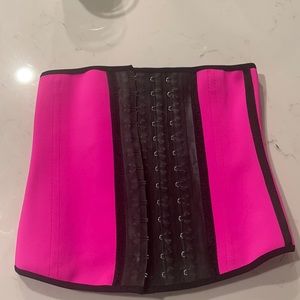 Ann Chery waist trainer
